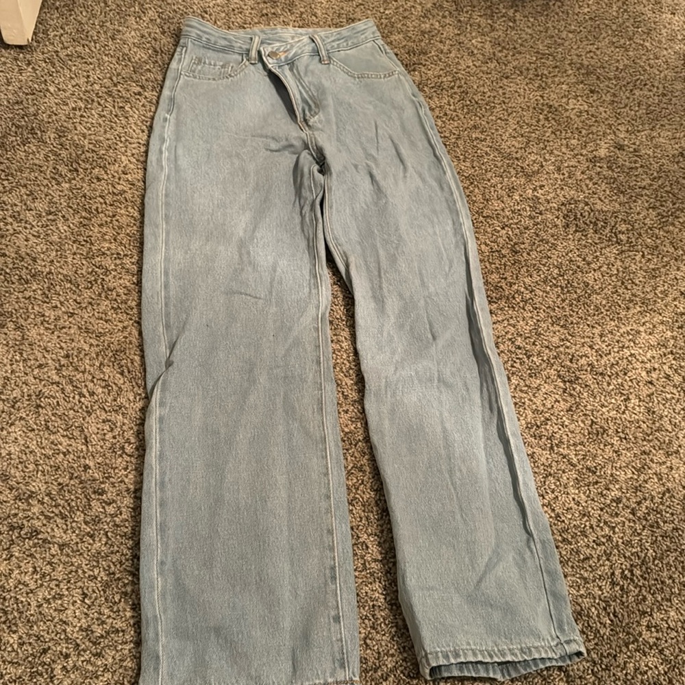 SHEIN diagonal button jeans